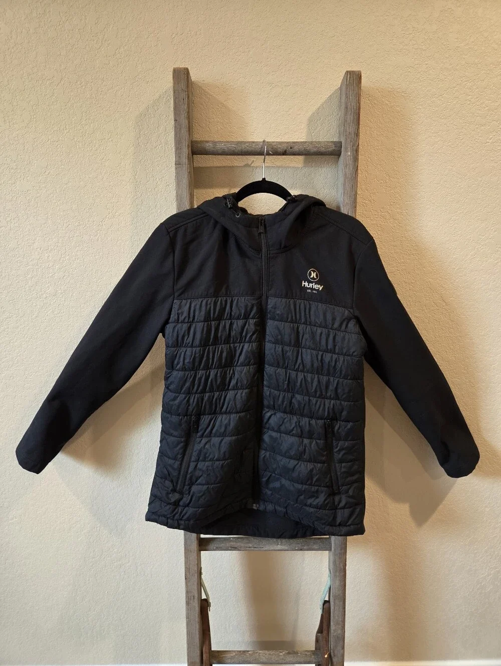 Hurley Men's Black Quilted Hooded Kids Puffer Jacket - Size Medium